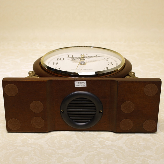 Simple solid wood wall clock living room dining room silent European-style round quartz clock new Chinese home atmospheric clock