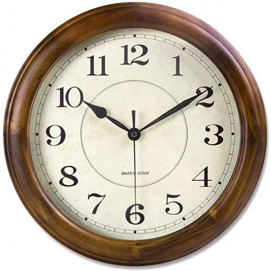 Simple solid wood wall clock living room dining room silent European-style round quartz clock new Chinese home atmospheric clock