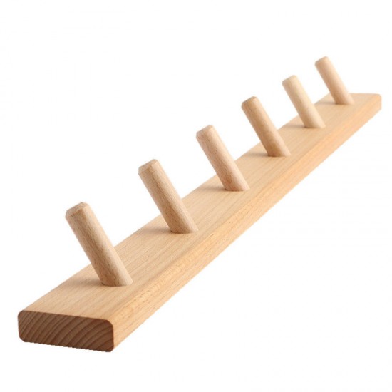 Wall-mounted wooden shelf for study