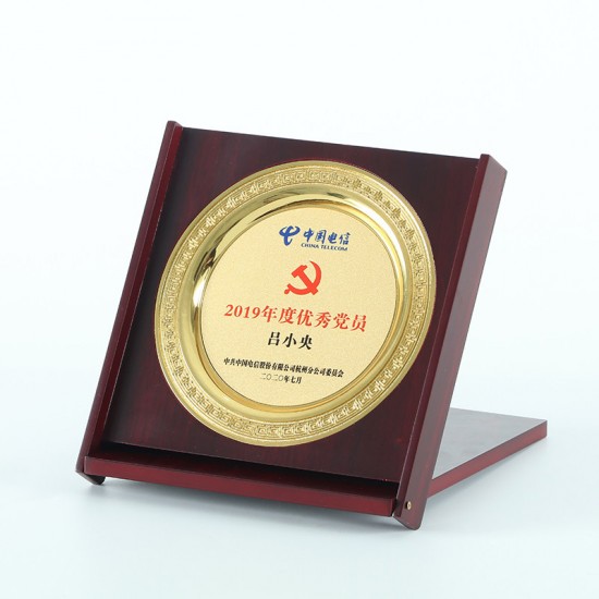 Custom-made wooden medals