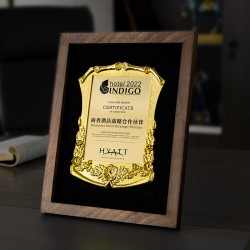 Premium licensed custom solid wood gold-leaf medals, customized dealer honor plaques, certificates of appreciation, and bronze medals